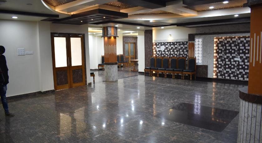 Hotel Rahil Palace Hotel in Maharashtra