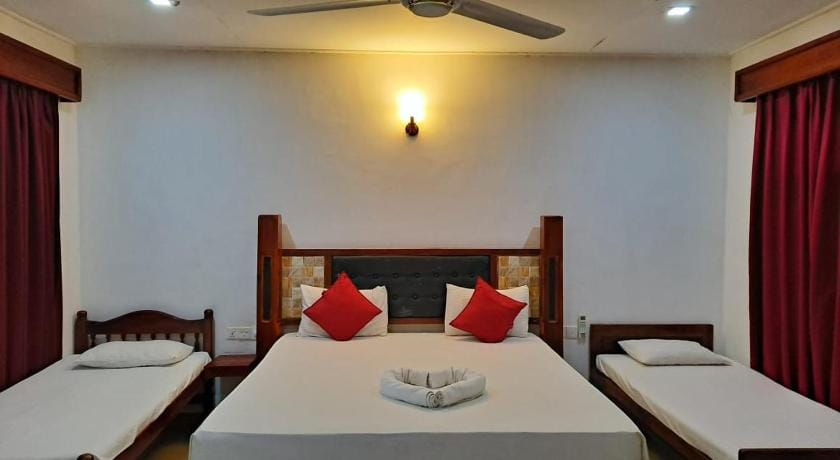 Sea View Beach Hotel Hotel in Sri Lanka