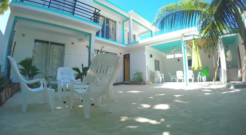 Acqua Blu Rasdhoo Bed and Breakfast in Maldives