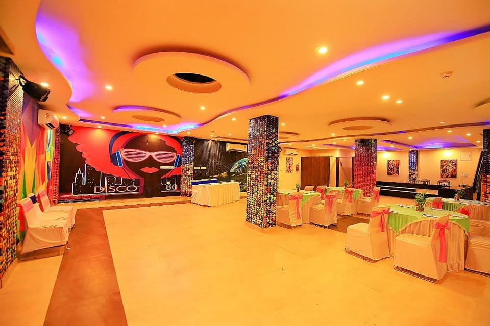 Veeva Hotels - V One Pride Hotel in Jaipur