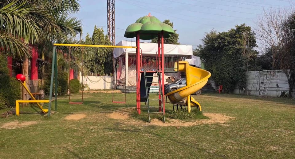 Vinayak Palace Hotel in Uttar Pradesh