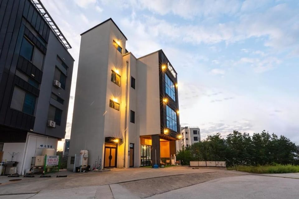 Gangneung La Cloud Pension Bed and Breakfast in South Korea