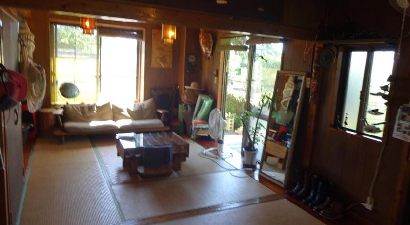 Hotel Hibisicus Bed and Breakfast in Okinawa Prefecture