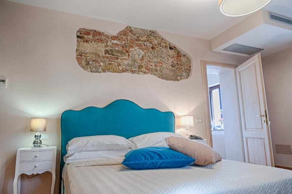 Antica Quercia Villa & Spa Country House in Tuscany