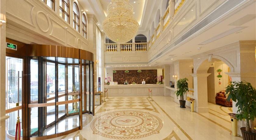 Vienna International Hotel Shanghai Pudong Airport Gaoke East Road Hotel in Shanghai