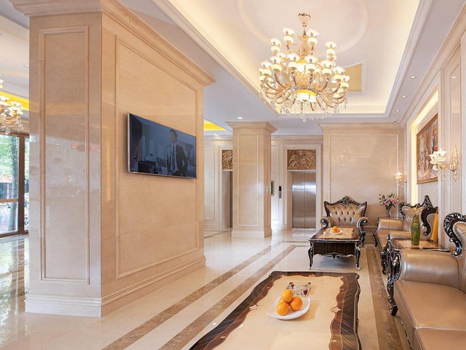 Vienna Hotel Chaozhou Ancient City West Lake Hotel in Fujian