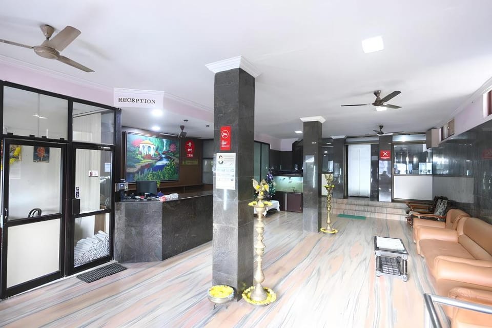 Ganesh Guest House Hotel in Chennai