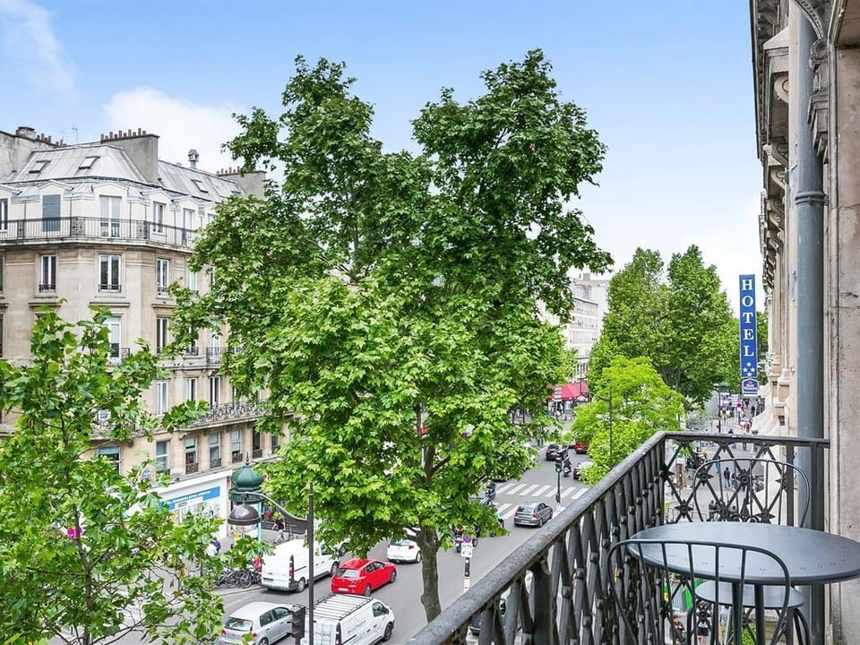 Blue Nights Apartments - Sébastopol Apartment in Paris