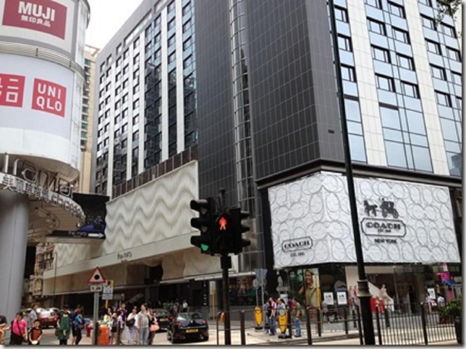 Skystar Hostel Bed and Breakfast in Hong Kong