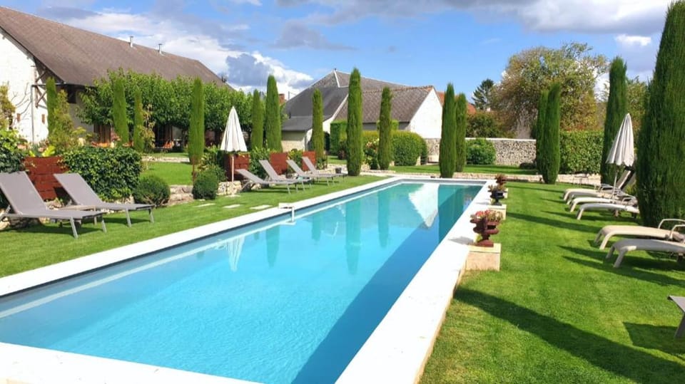 Les Loges de Saint Eloi Gîtes Bed and Breakfast in Centre-Val de Loire