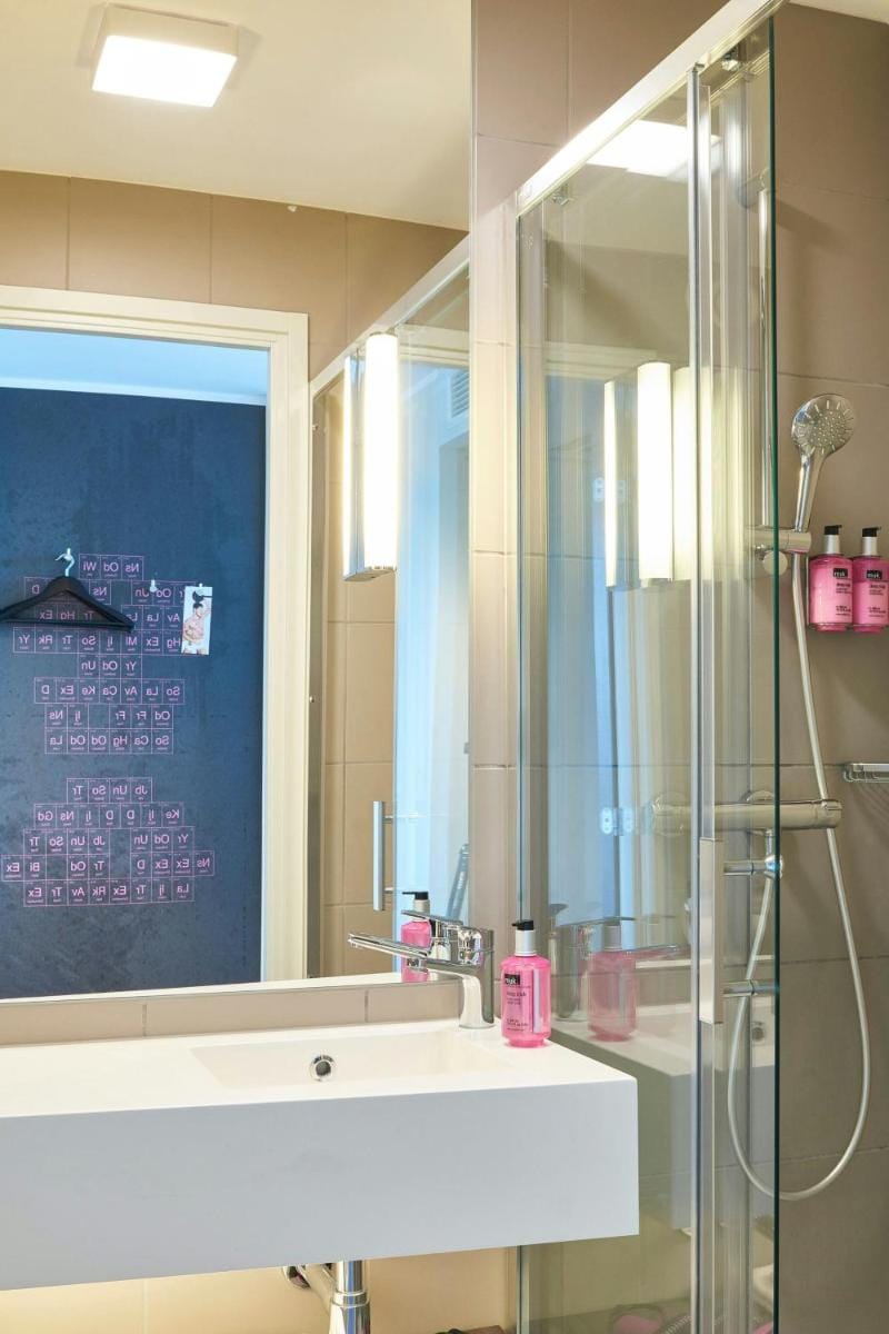 Moxy by Marriott Frankfurt Airport Hotel in Frankfurt