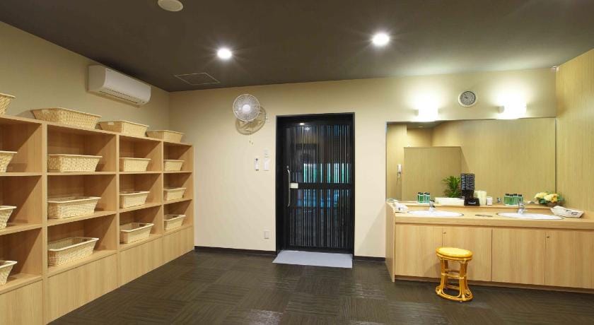 Hotel Route Inn Osaka Izumi -Kishiwada Izumi Inter- Hotel in Osaka Prefecture