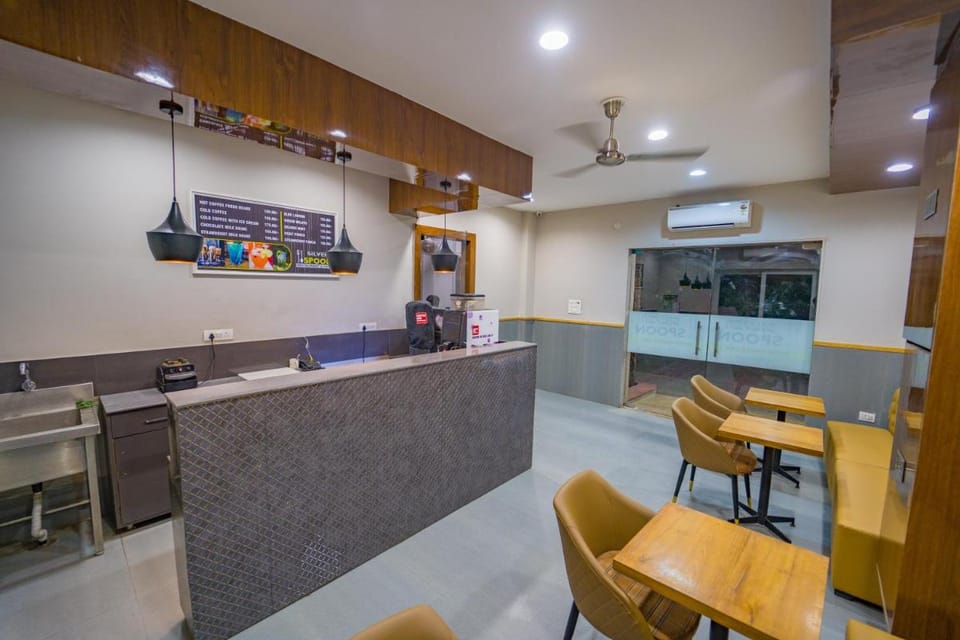 Vrinda Anandam Resort Hotel in Uttar Pradesh