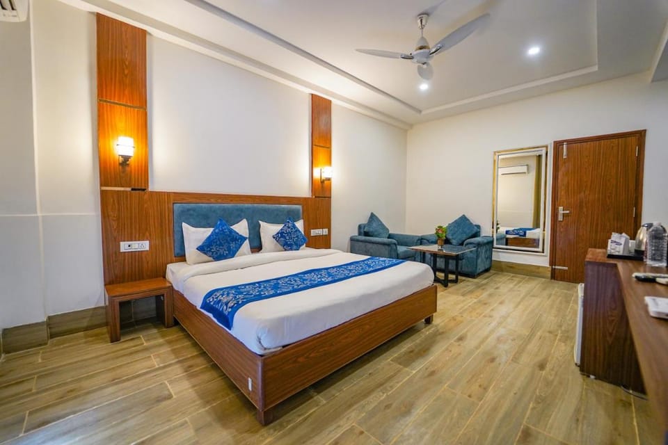 Vrinda Anandam Resort Hotel in Uttar Pradesh