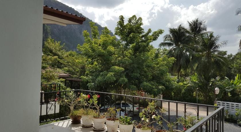 Sanfhan Resort Bed and Breakfast in Thailand