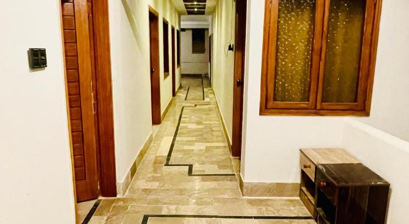 Rehaish Inn Model Colony Hotel in Karachi