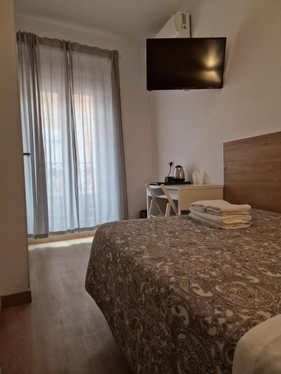 Hostal Esparteros Bed and Breakfast in Centro
