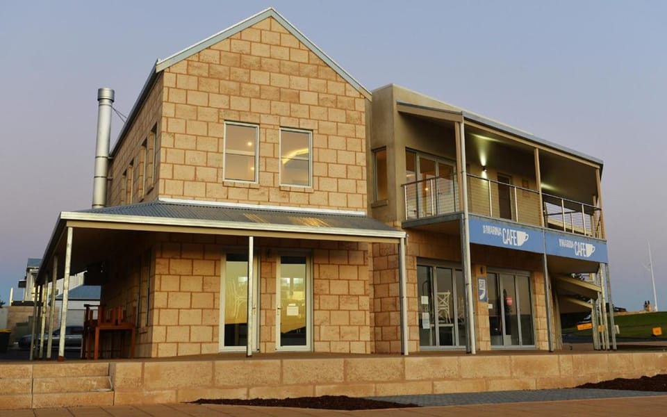 Robe Marina Accommodation Apartment in Robe