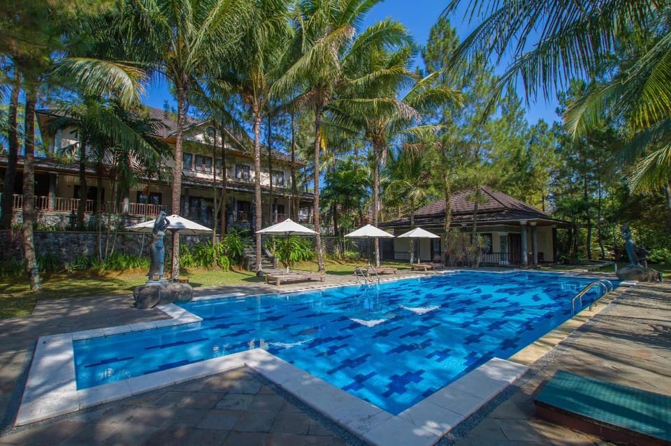 Villa Grand Artos Hotel in Indonesia