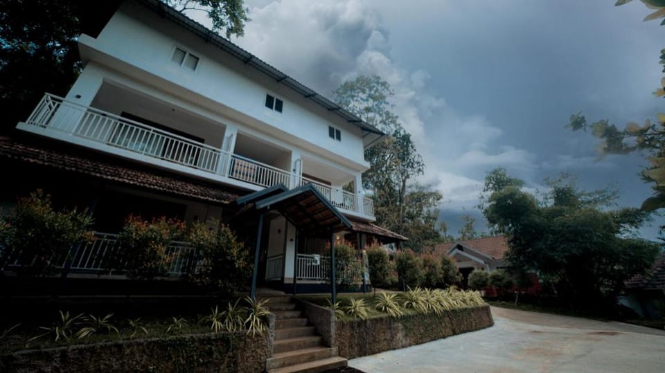 Vythiri Holiday Resort Hotel in Kerala