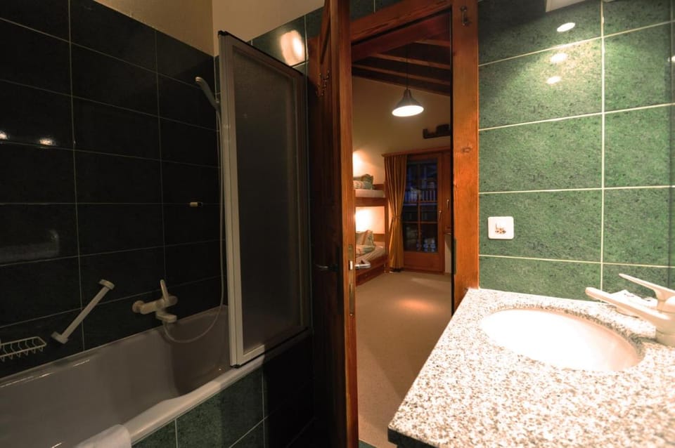 Haus Tiefbach - Apartment Cervino Apartment in Zermatt