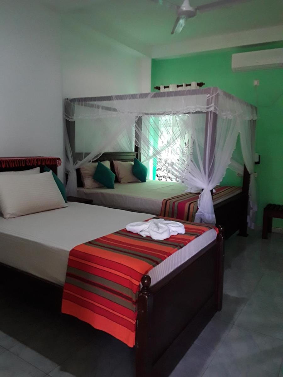 Akurala Beach Park Bed and Breakfast in Southern Province