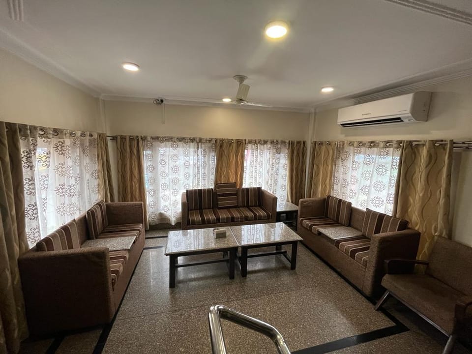 Lee Heritage Srinagar Apartment in India