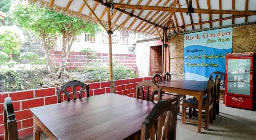 Rock Garden Homestay & Resto Vacation rental in Special Region of Yogyakarta