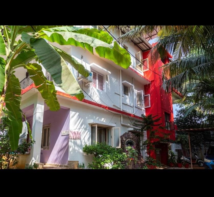 Oceanic Pearl guest house Bed and Breakfast in Calangute