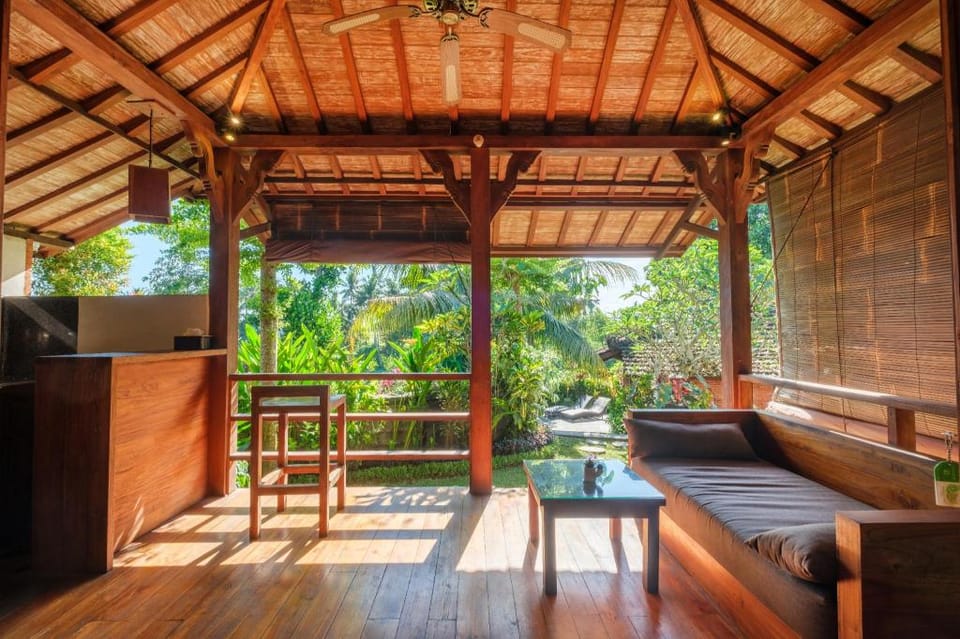 Puri Kobot Bed and Breakfast in Sukawati