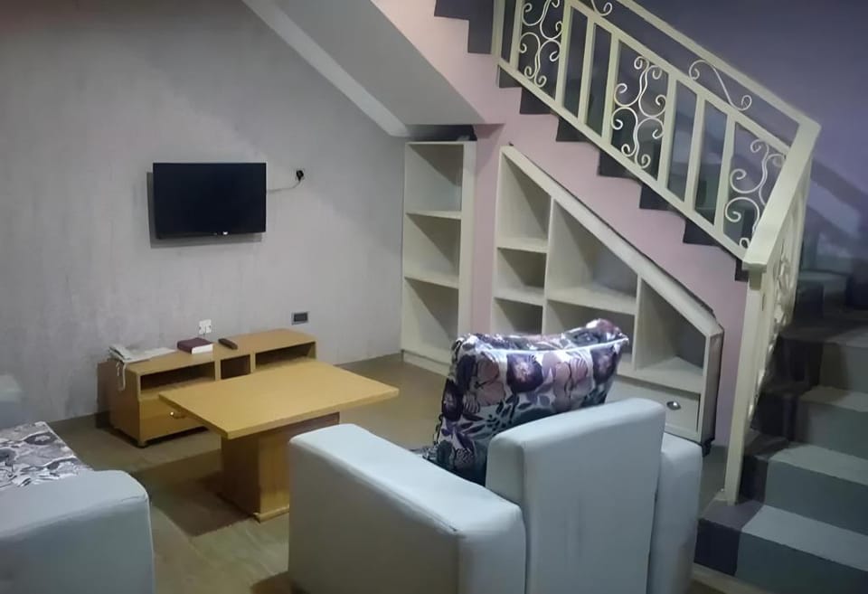 Ayoluyem Aparthotel and Suites Hotel in Nigeria
