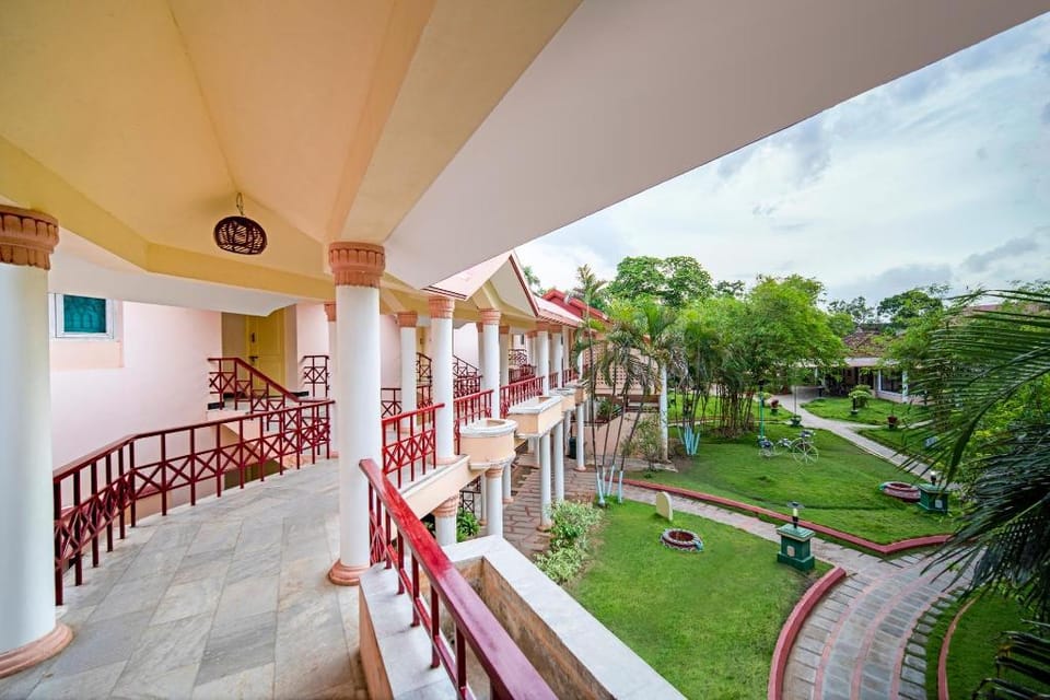 Hotel Sadhabishegam - Vaitheeswarankoil Hotel in Tamil Nadu