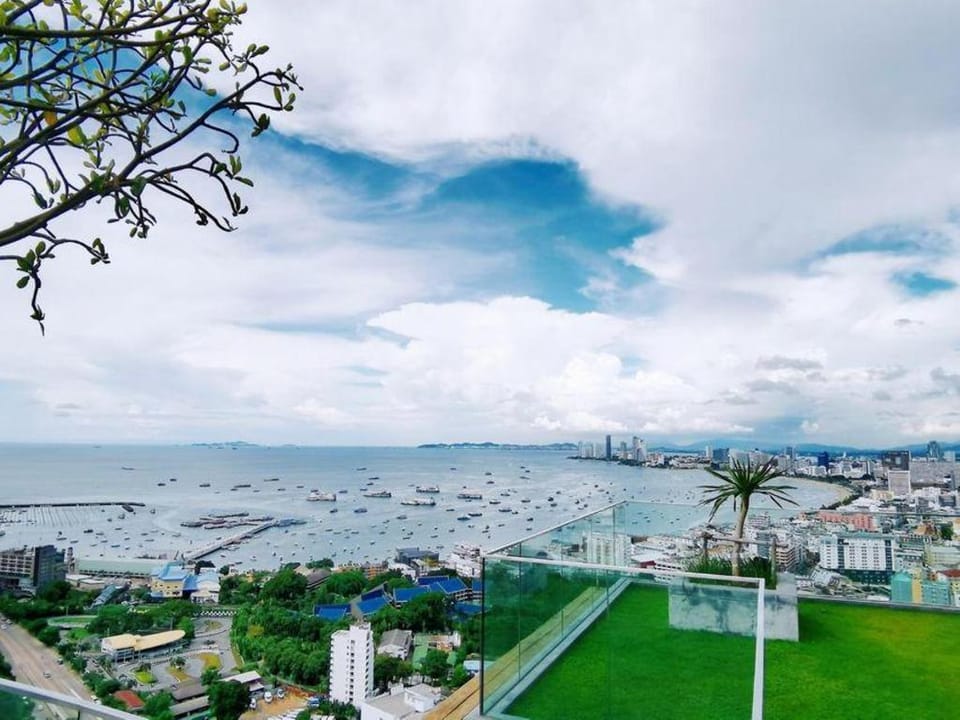 Unixx South Pattaya by GV Apartment in Pattaya City