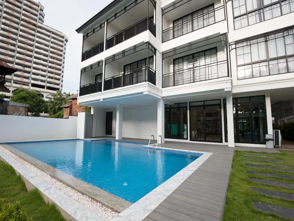 B2 Riverside Premier Hotel Hotel in Chiang Mai