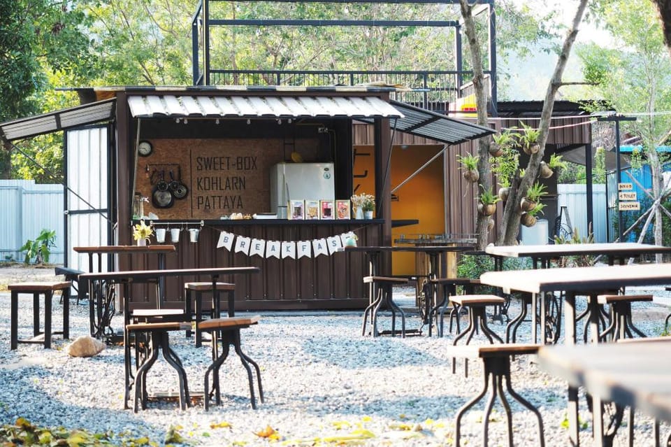 Sweet Box Bed and Breakfast Hotel in Chon Buri Changwat