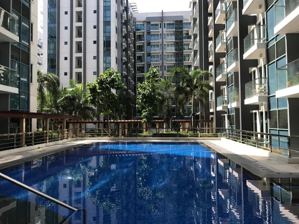 Walk to Terminal 3 | Cozy Studio at Two Palmtree Apartment in Pasay