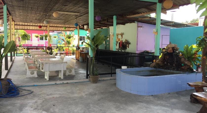Bannrommai Sattahip Hotel in Chon Buri Changwat