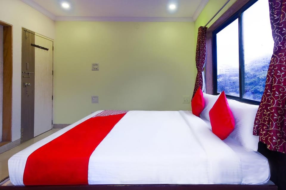 Super Hotel O MK Residency Hotel in Pune