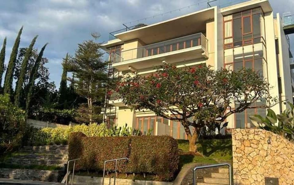 Roemah Asri Villa Dago Villa in Bandung