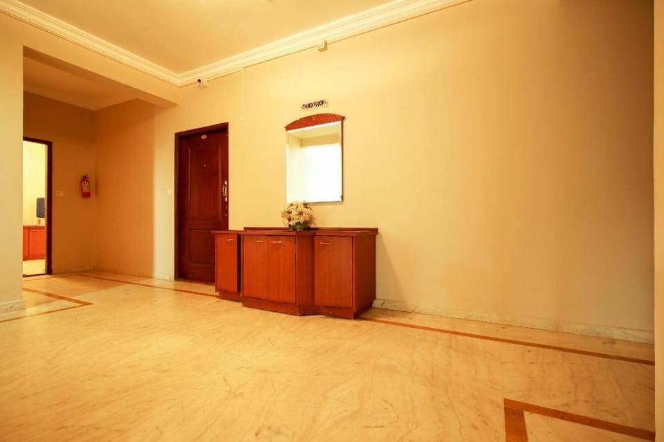 Hotel O New Crescent Citadel Hotel in Bengaluru