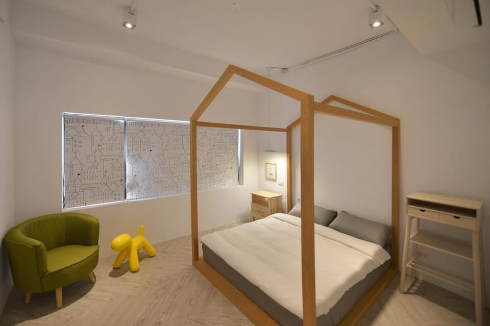 In Style House-4F Double Room/ Shared Bathroom Vacation rental in Kaohsiung