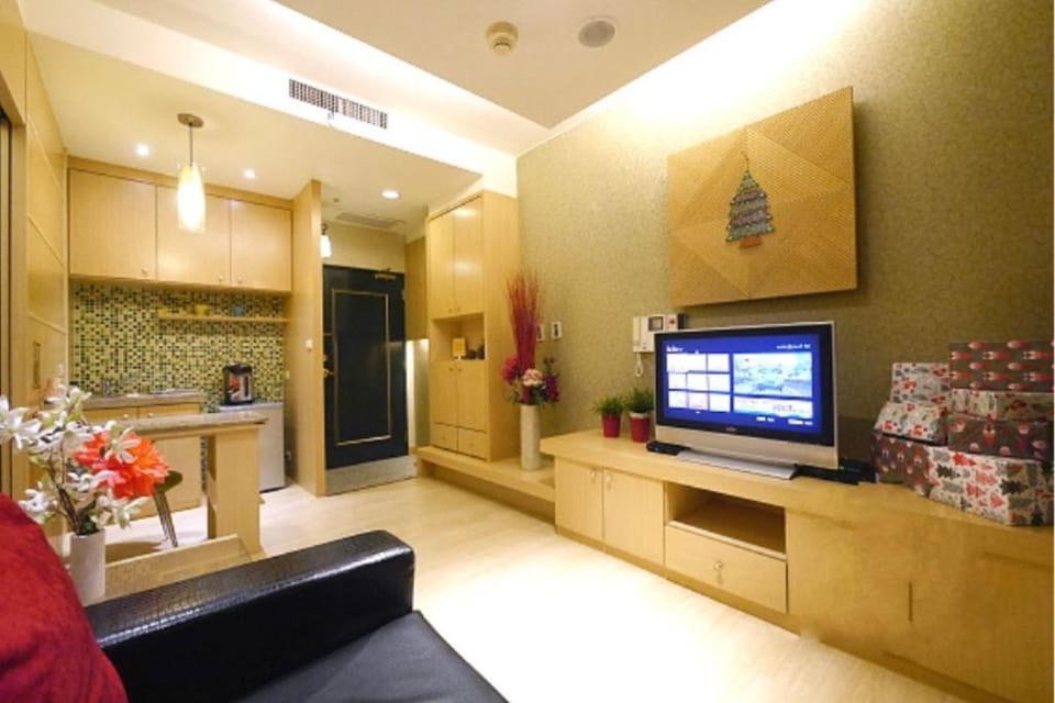 near MRT Sanduo garden double B-85大樓-海角月租套房 Vacation rental in Kaohsiung