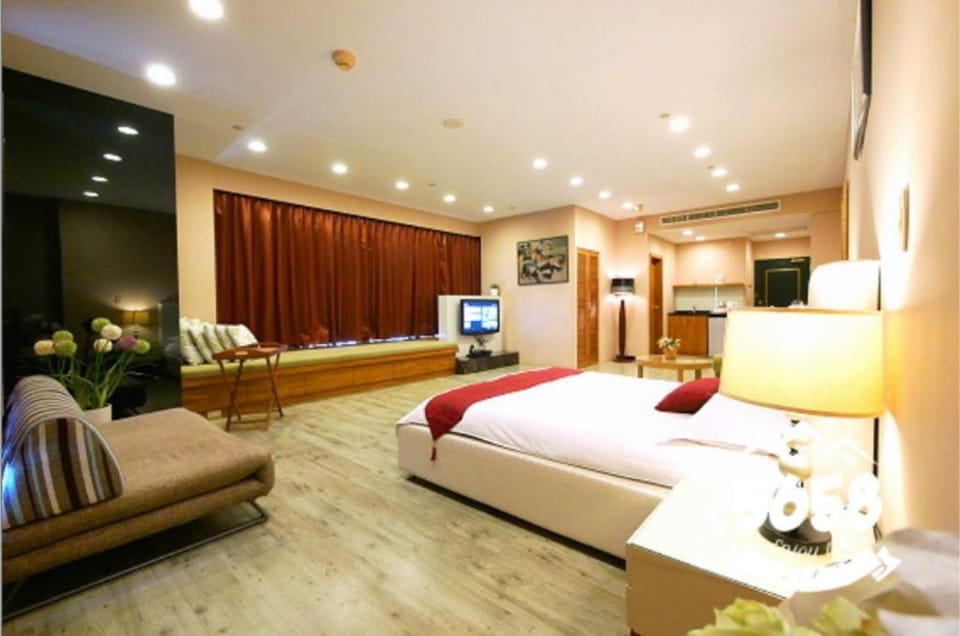 nearMRT Sanduo sea view double-B-85大樓-海角月租套房 Vacation rental in Kaohsiung