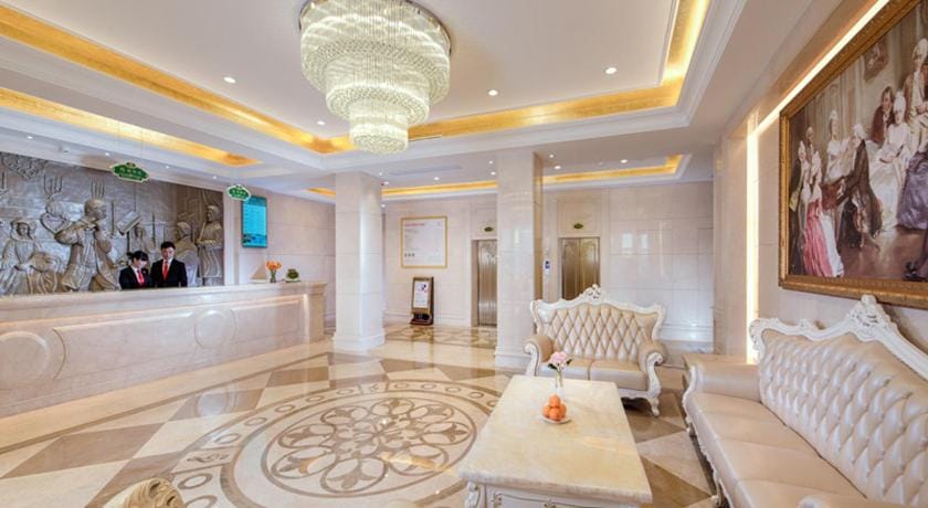 Vienna Hotel Shenzhen International Exhibition Center Fuyong Bao'an Avenue Hotel in Shenzhen