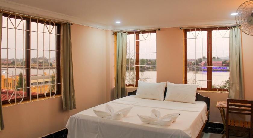 Good Morning Kampot Guesthouse Hotel in Cambodia