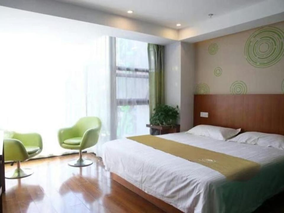 Vatica Shanghai International Tourism Resort Luoshan Road Subway Station Hotel Hotel in Shanghai