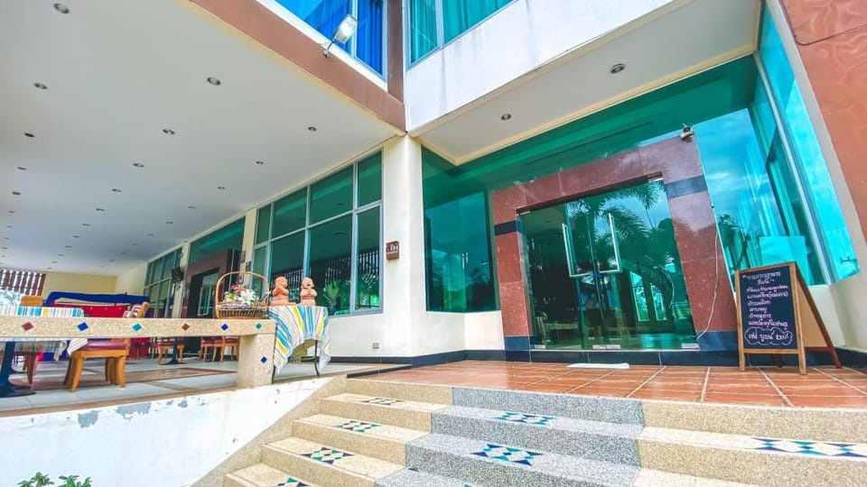 Muak Lek Forest Resort Hotel in Laos