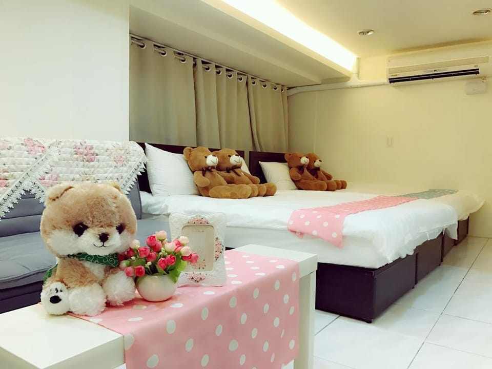 Jojo Ximending 33 Bed and Breakfast in Taipei City