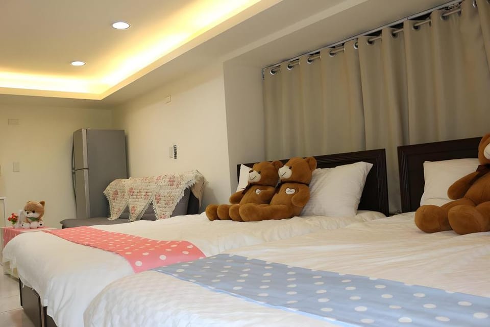 Jojo Ximending 33 Bed and Breakfast in Taipei City