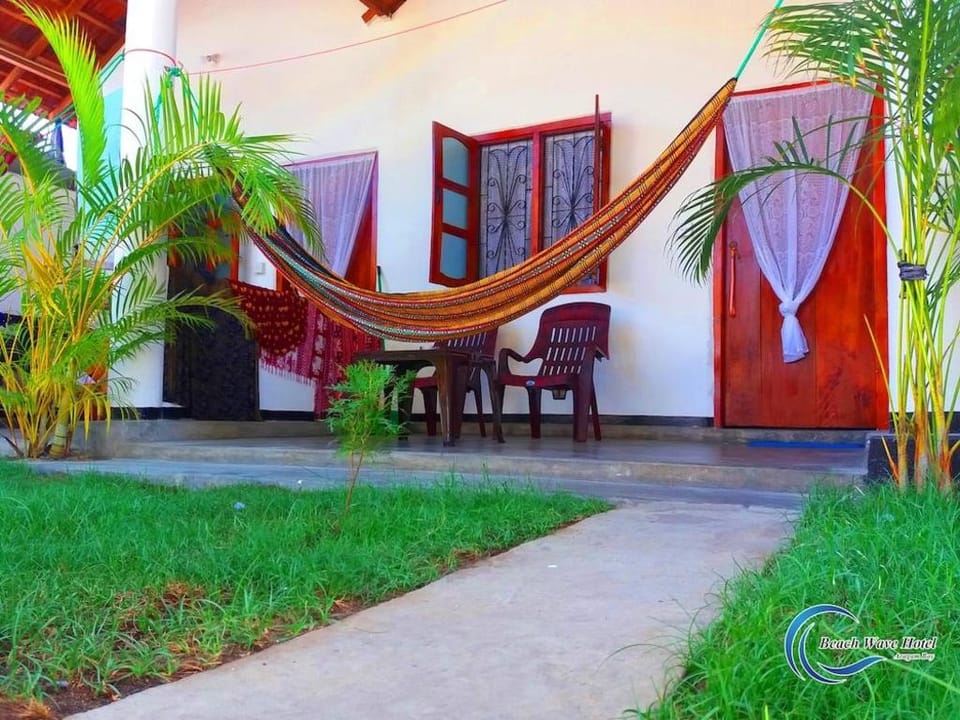 Beach Wave Hotel Hotel in Sri Lanka